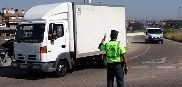 guardia civil camiones
